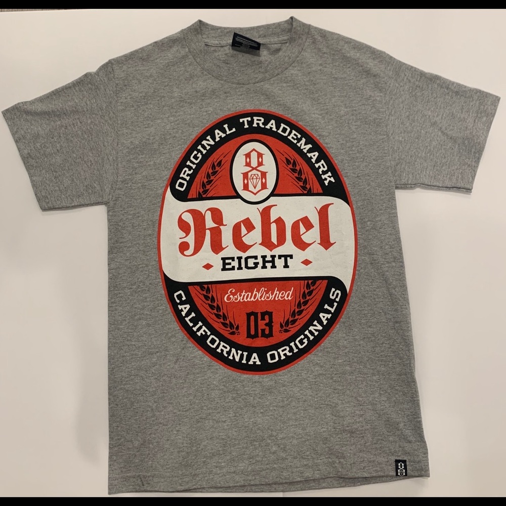 Rebel 8 Grey Graphic T Shirt: Small